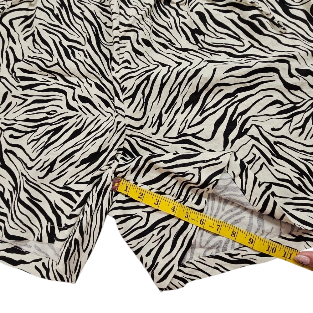 Cynthia Rowley Linen Drawstring Short In Cream And Brown Zebra Stripe Size 3X - Picture 9 of 9